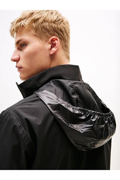 Tommy Hilfiger Tommy Jeans Men's Tjm Perforated Coat Dm0Dm21680Bds