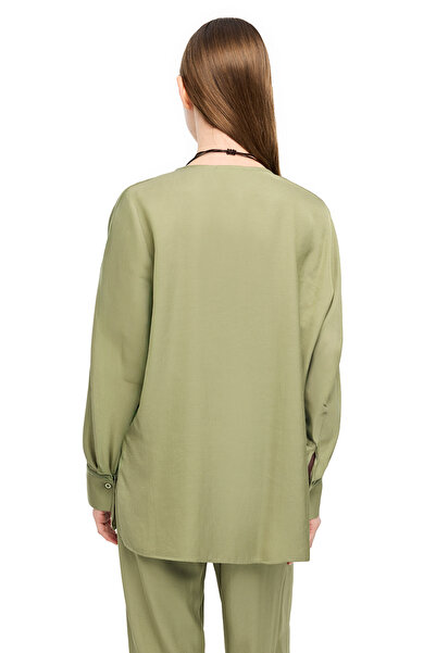 Perspective Shirt Collar Long Sleeve Silk Blend Blouse