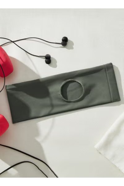 RJ ربطة رأس رياضية نسائية من RJ تثبيت مثالي للشعر مع فتحة لتمرير الشعر راحة فائقة أثناء التمارين