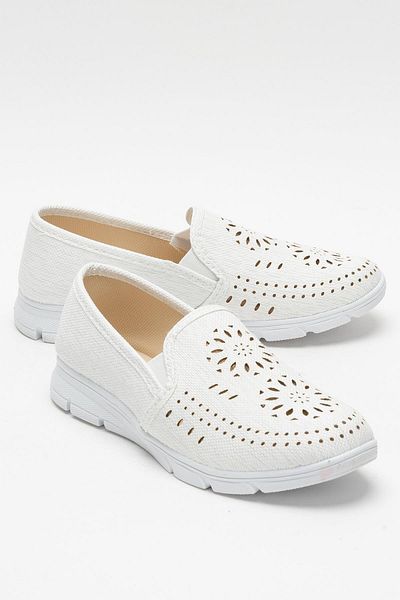 Liger Women's Laser Patterned Casual Women's Sports Shoes White