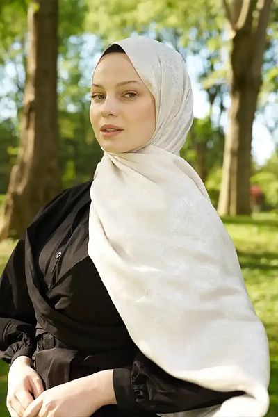 Madame Polo Elegance Ethnic Pattern Jacquard Shawl - İnci