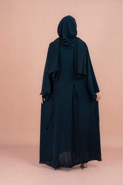 IKKXA Artisan Elegance Handwork Emirati Abaya