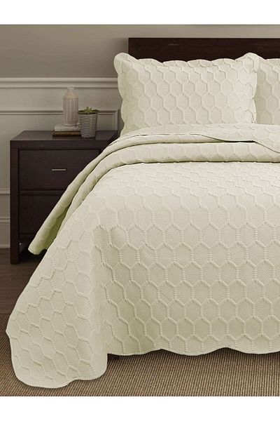 Bella Home Honey Comb 3D Double Bedspread Set (3 Pieces) - 260X240 cm
