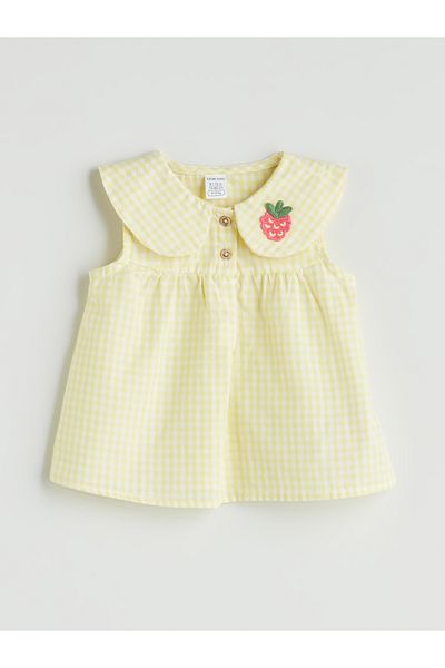 LC Waikiki Strawberry Embroidered Baby Girl Blouse and Shorts 2-Piece