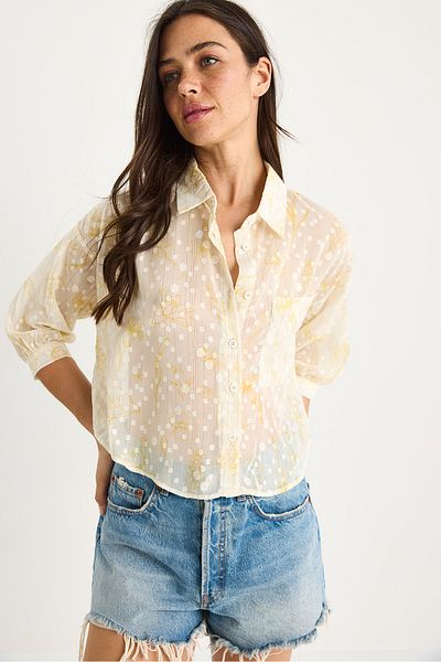 Bianco Lucci Women's Self Floral Patterned Half Sleeve Single Pocket Detailed Jacquard See-Through Shirt 60282019