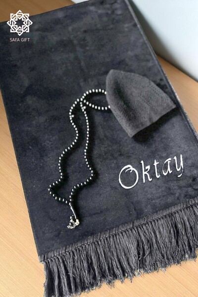 Safa Gift İsimli Lüks Kadife Seccade, Kişiye Özel Nakışlı Çeyizlik Damat Bohç...