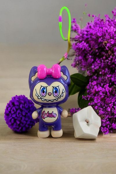Hyd Toy Mini Size 9 cm Labubu Figure Colorful Plastic Bracelet Detachable Figure Toy 1 Piece