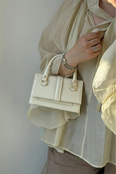 LEONAS Multi-Eye Stylish Women's Hand and Shoulder Bag Tarnel Cream