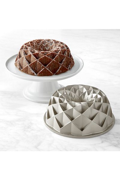 Nordic Ware Jubilee Bundt Pan Grey