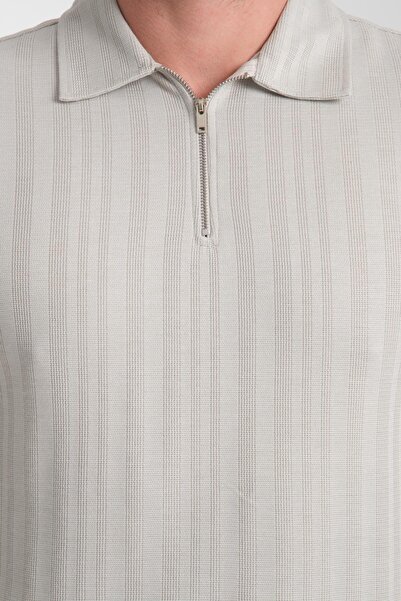 Store 100% Cotton Men's Zipper Detailed T-Shirt - Soft and Basic Daily Use