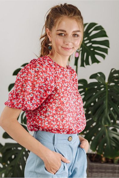 Azuri Women's red blouse with puff sleeves