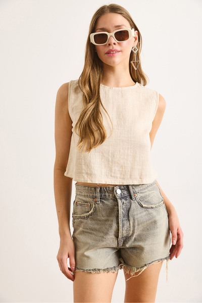 Olalook Women's Beige Flam Linen Crop Blouse Blz-19002925