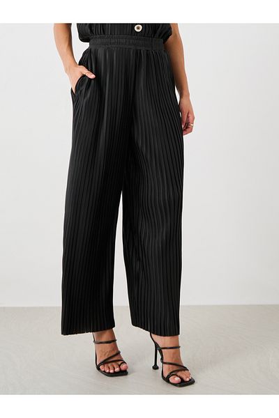 Styli Pleated Elasticated Waistband Wide Leg Pants