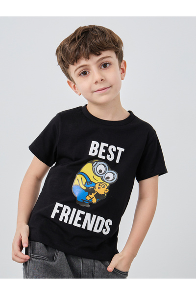 Styli تي شيرت بطبعة جرافيكية ورقبة دائرية