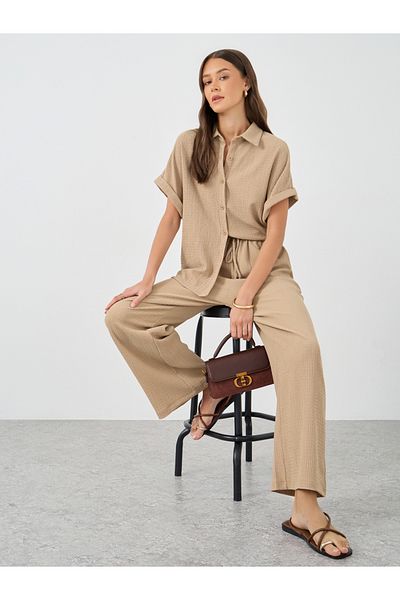 Styli Textured Buttoned Short Sleeve Shirt