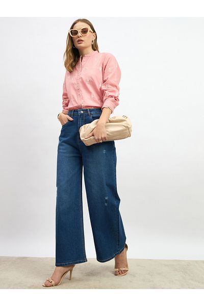 Styli Embroidered Scalloped Detail Mandarin Collar Top