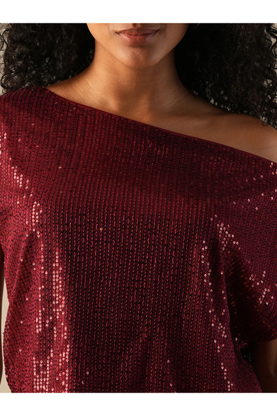 Globus By Styli Women Maroon Embellished Asymmetric Neck Top