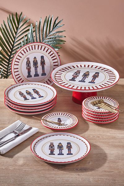 Fecra Lead Soldier 19 Piece Presentation and Service Set