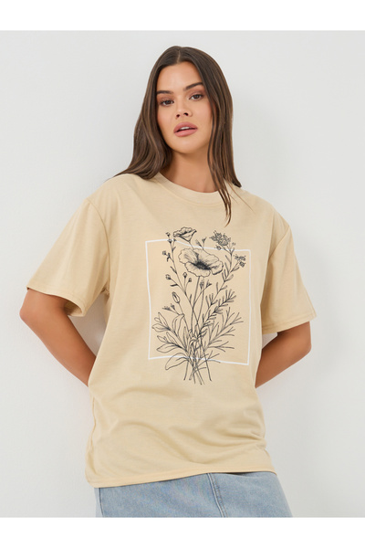 Styli تي شيرت بطبعة جرافيكية ورقبة دائرية