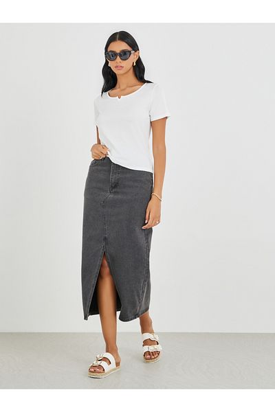 Styli Solid Round Neck T-Shirt