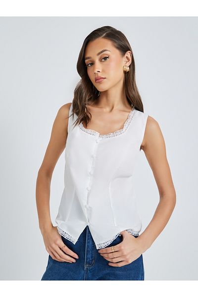 Styli Lace Trim Square Neck Buttoned Top
