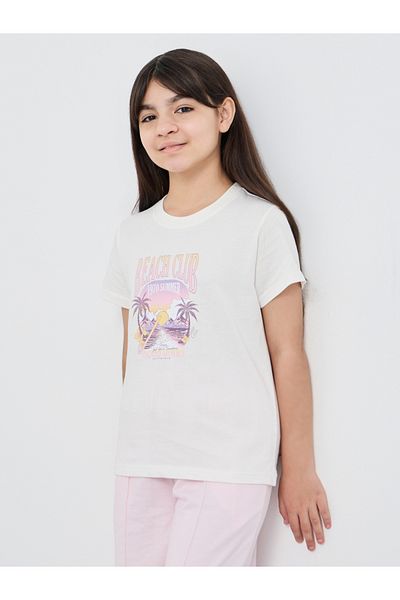 Styli Graphic Print Round Neck T-Shirt