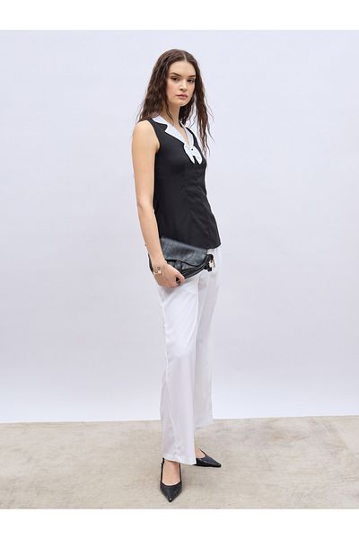 Styli Solid Pleated Tailored Flare Pants with Belt Loops