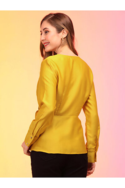 Globus By Styli Solid V-Neck Long Sleeves Pleated Wrap Top