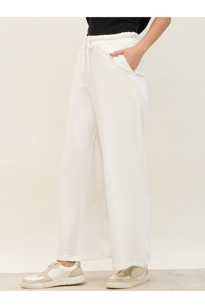 Styli Solid Straight Leg Joggers with Drawstring