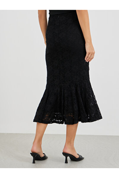 Styli Lace Mermaid Midi Skirt