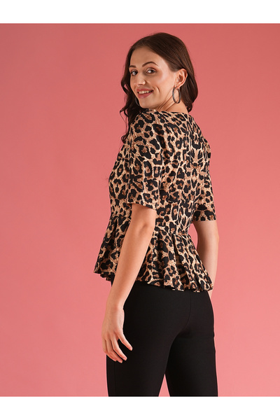 Globus By Styli Animal Print Boat Neck Puff Sleeves Peplum Top