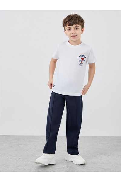 Styli Graphic Print Round Neck T-Shirt