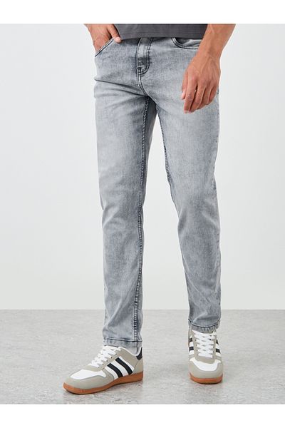 Styli Mid Rise Slim Fit Faded Jeans