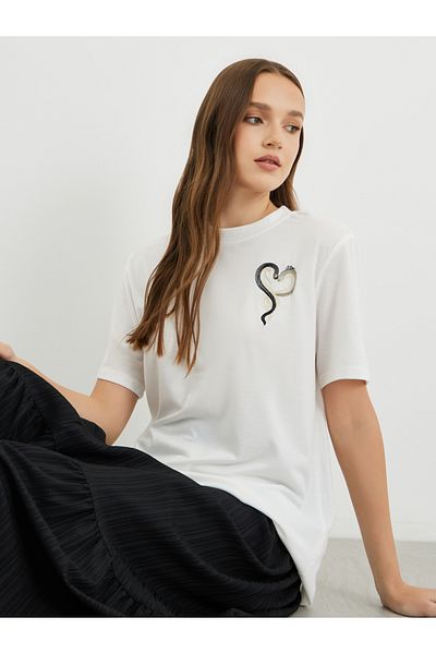 Styli Embroidered Slogan Round Neck T-Shirt