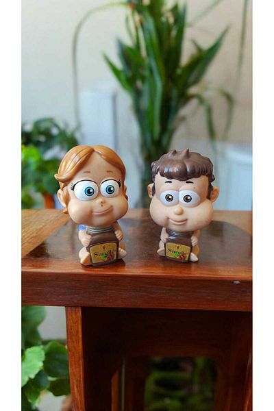 Hureggo Erdil Yaşaroğlu Design Erdo and Bego Chocolate Dolls
