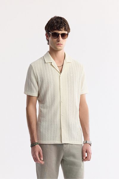 Avva Men's Ecru Jacquard Apaj Collar Short Sleeve Knitted Shirt A51Y2207