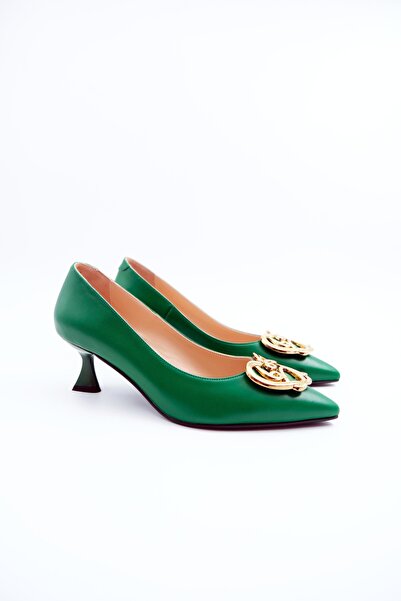 Tenau Pantofi cu toc de damă din piele naturală