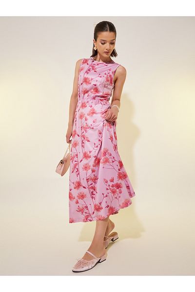 Styli All-Over Floral Print Sleeveless Maxi Dress
