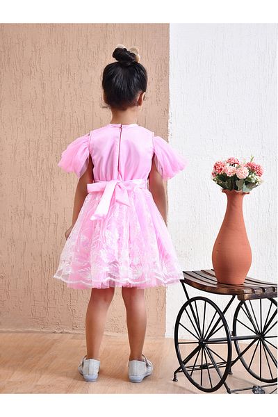 Bella Moda By Styli Embellished Lace Detail Knee-Length Dress with Bow Detail