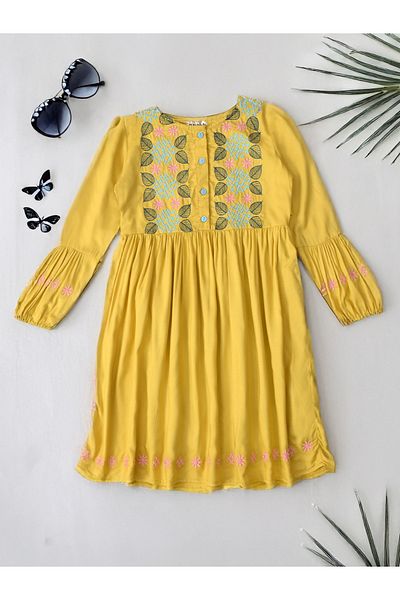 Bella Moda By Styli Embroidered 3/4 Sleeves Cotton Dress with Button Front
