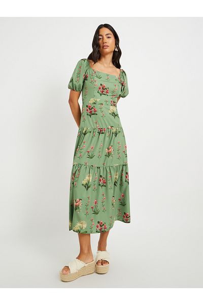 Styli Women Green All-Over Floral Print Puff Sleeves Tiered Midi Dress
