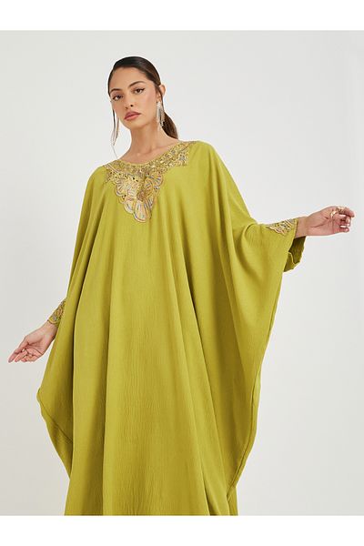 Styli Embroidery Loose Fit Batwing Sleeve Kaftan