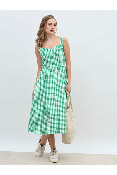 Styli Women Green Gingham Checked Sweetheart Neck A-Line Midi Dress with Smocked Back