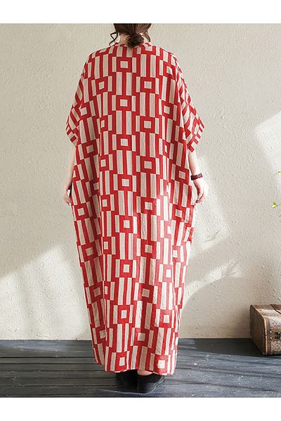 Take Two By Styli قفطان نسائي بأكمام قصيرة ورقبة على شكل حرف V وطبعة هندسية