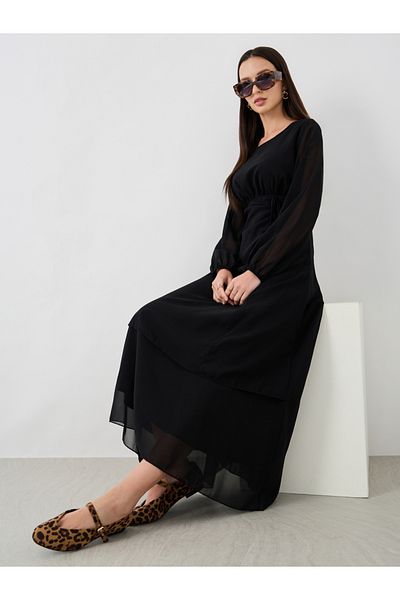 Styli Solid Gathered Detail Round Neck Maxi Dress