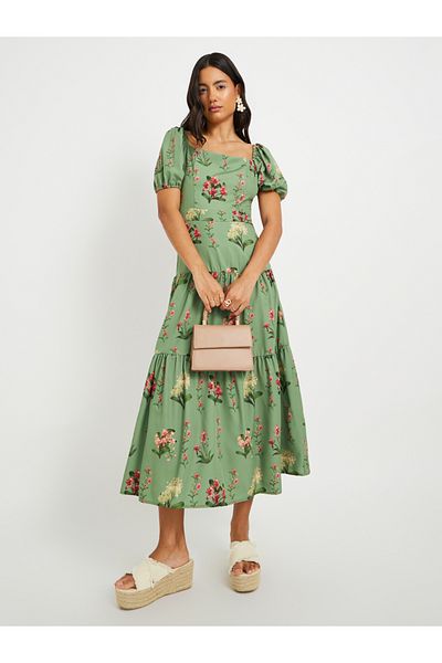Styli Women Green All-Over Floral Print Puff Sleeves Tiered Midi Dress
