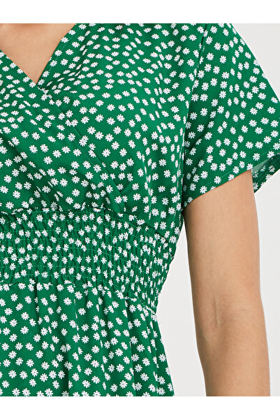 Take Two By Styli Women Green Ditsy Floral Print V Neck A-Line Knee Length Dress