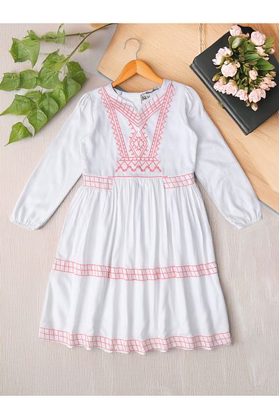 Bella Moda By Styli Embroidered Notch Neck Knee-Length Dress
