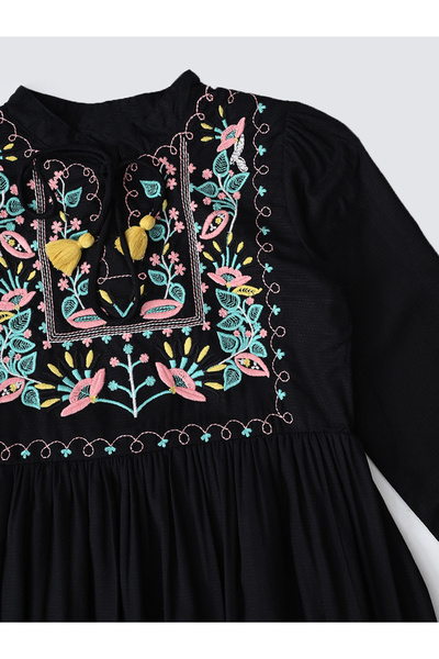 Bella Moda By Styli Embroidered Mandarin Collar Knee-Length Dress