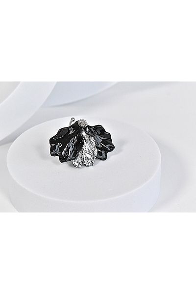 NARRU Handmade NARRU ring, adjustable, half flower, black and silver, Ilona